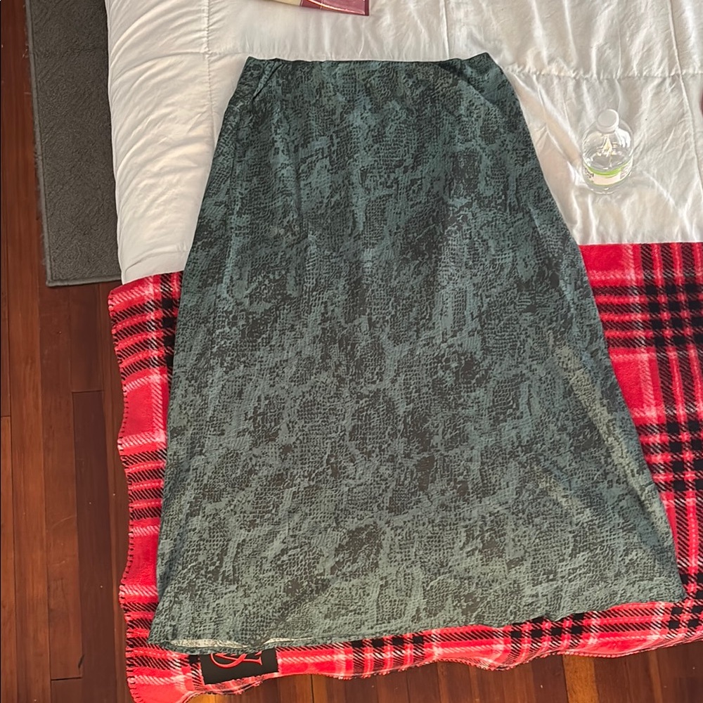 A New Day Red and Black Midi Pencil Skirt
